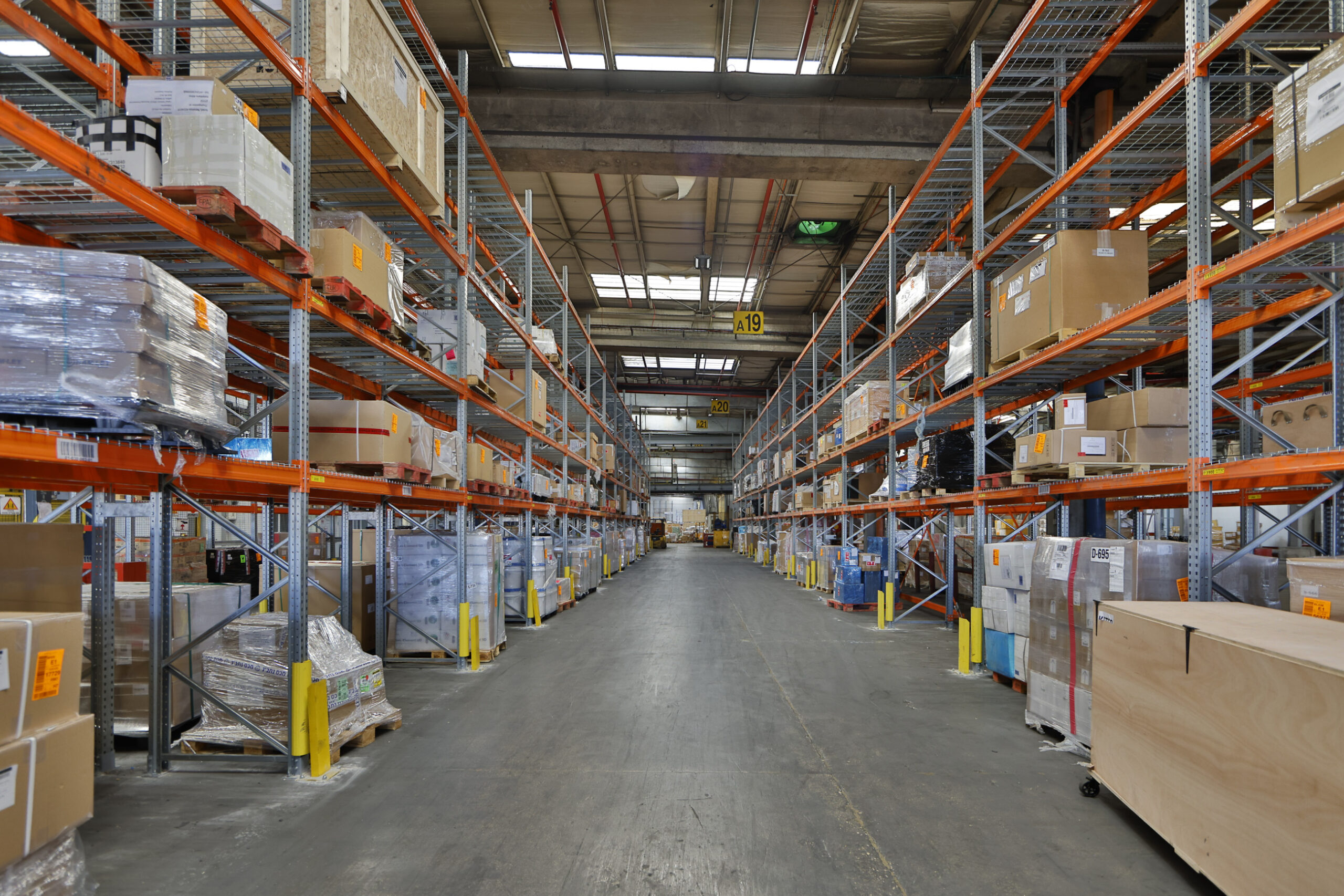 Maman cargo terminals